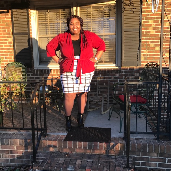 Meet your Posher, Shayla - Picture 1 of 1